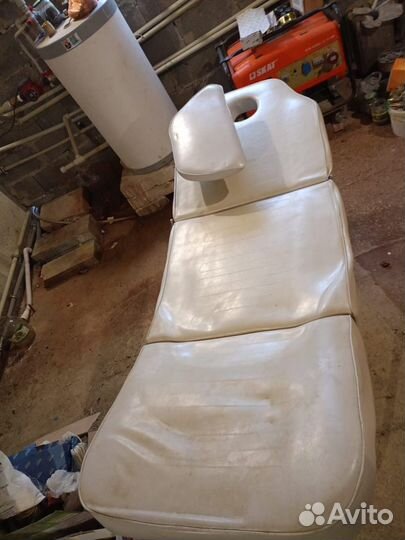 Кушетка для наращивания ресниц или массажа