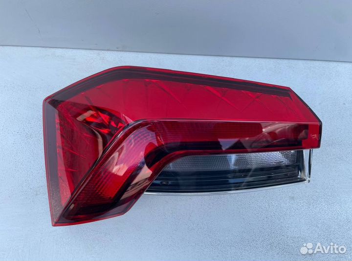 Фонарь задний Шкода Рапид 2 левый 60U945207A