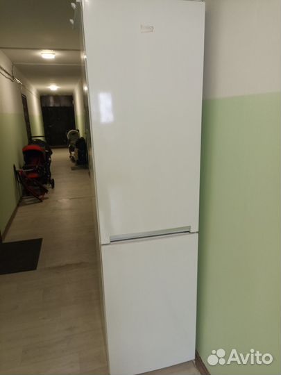 Продам холодильник beko