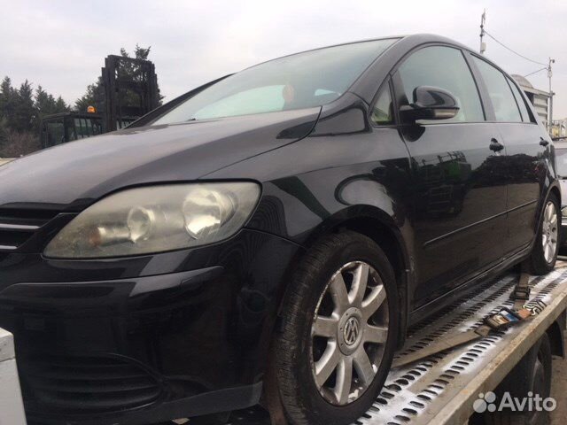 Разбор на запчасти Volkswagen Golf Plus