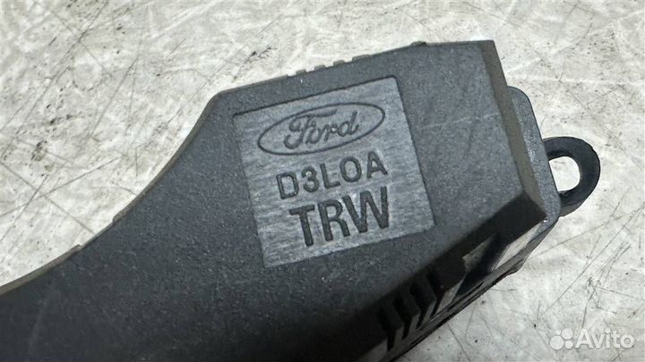Кнопка обогрева заднего стекла #:10698 Ford Focu