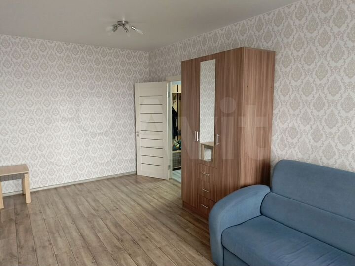 2-к. квартира, 49 м², 8/9 эт.