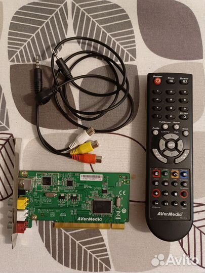 TV FM-тюнер avertv Super 009 (M733A)