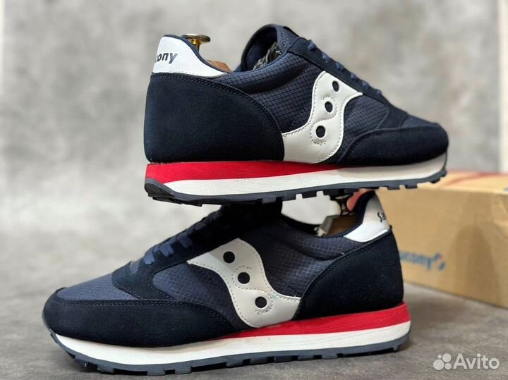 Saucony синие с белым разм. 42