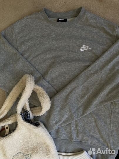 Женские вещи