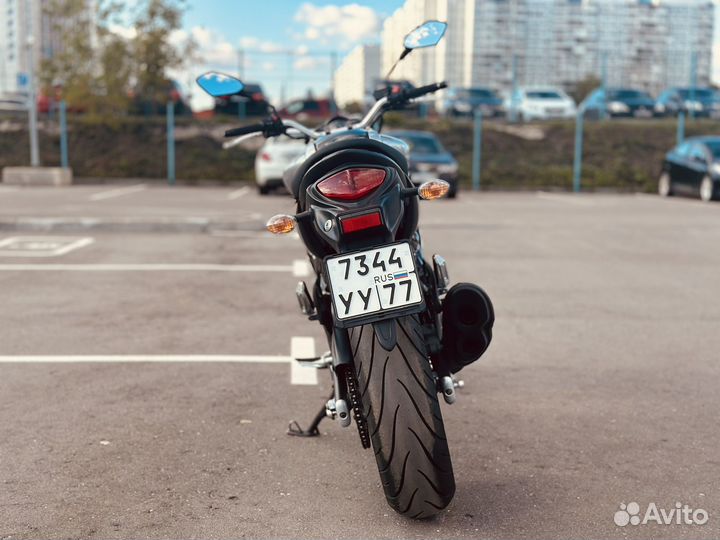 Suzuki SFV650 gladius