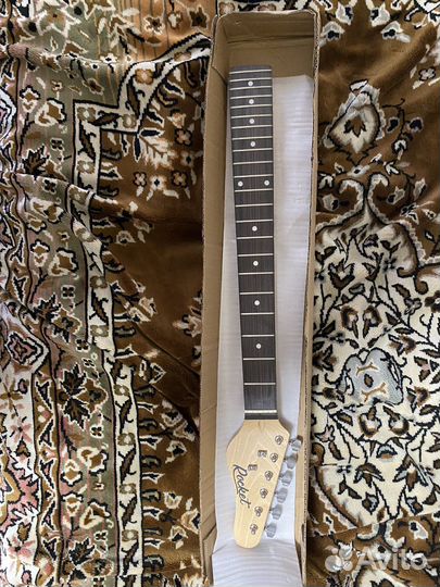 Гриф для электрогитары