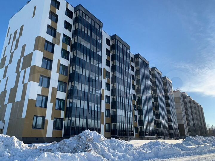 2-к. квартира, 70,2 м², 8/8 эт.