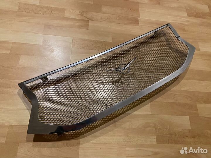 Решетка радиатора УАЗ Патриот