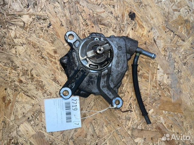 Насос вакуумный Toyota Avensis универсал D4D 2010