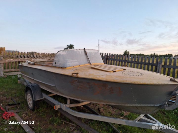 Лодка Прогресс