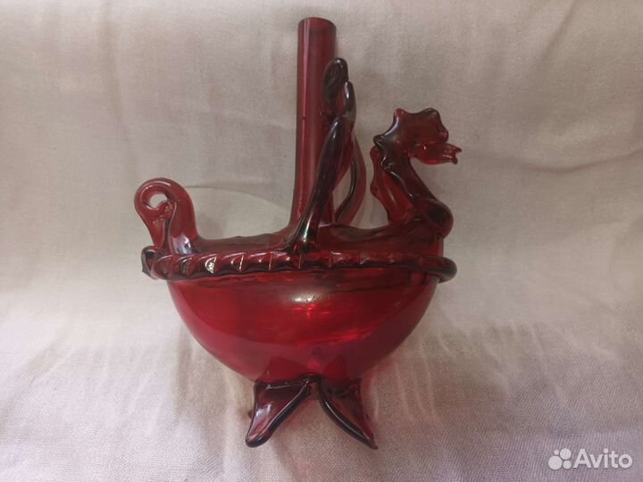 Старинная бутылка дракон. Стекло