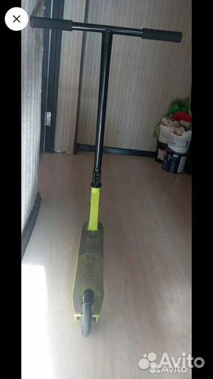 Трюкавой самокат