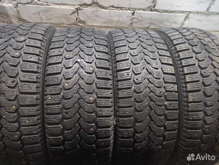 Yokohama Ice Guard Stud IG55 195/60 R15