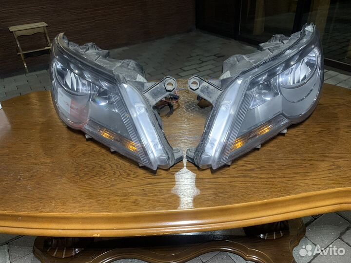 Фары volkswagen tiguan оригинал