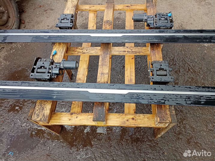 Комплект автоматических порогов Mercedes V class