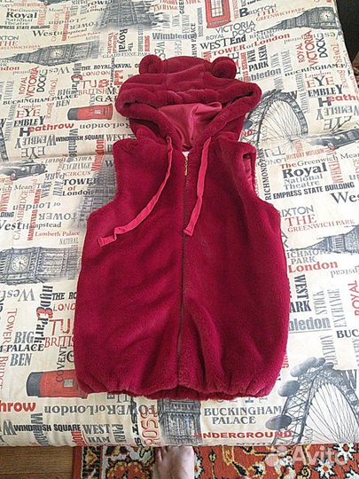 Меховой жилет