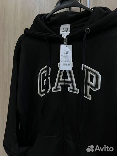 Зипка Gap черная