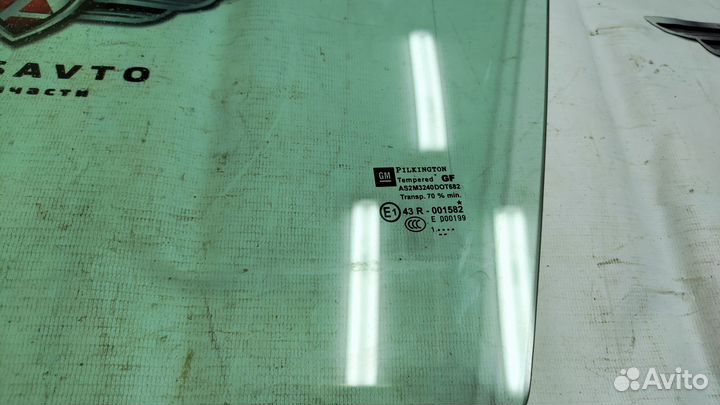 Стекло двери Opel Astra J 2009-2018 год