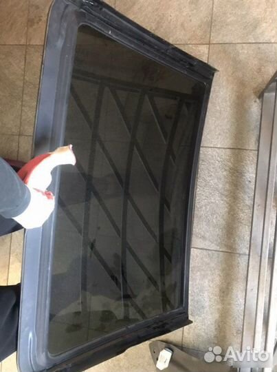 Стекло люка Porsche Cayenne 958