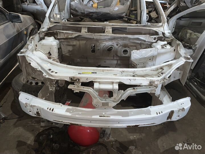 Кузов Nissan Almera g15 разбор