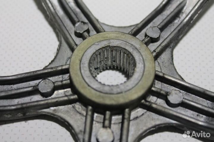 Шкив Веко 2801650100 бу. 3090