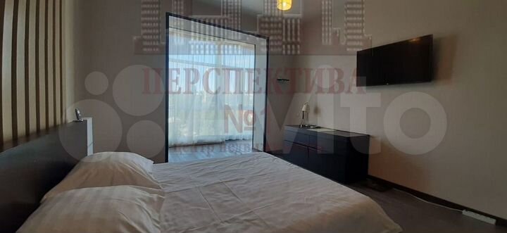 2-к. квартира, 91 м², 8/10 эт.