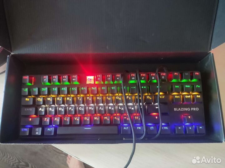 Механическая клавиатурa dexp