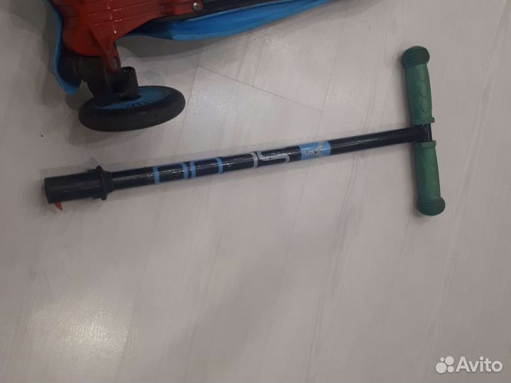 Самокат трехколесный складной