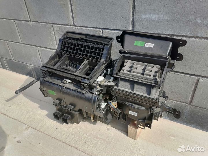 Geely emgrand FE 1 EC 7 Корпус отопителя в сборе