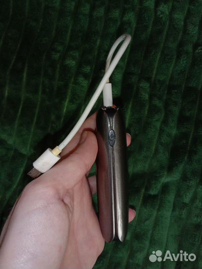 Внешняя аккумуляторная батарея