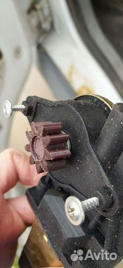 Шестерня стеклоподъемника Форвард