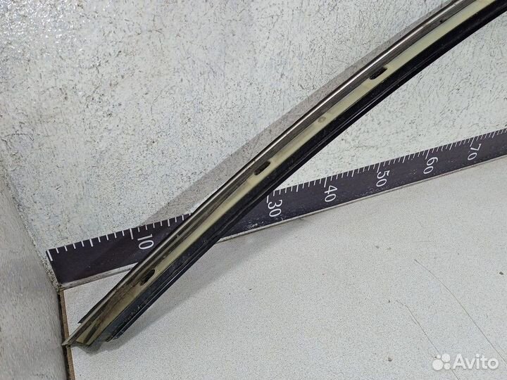 Молдинг крыши Мерседес