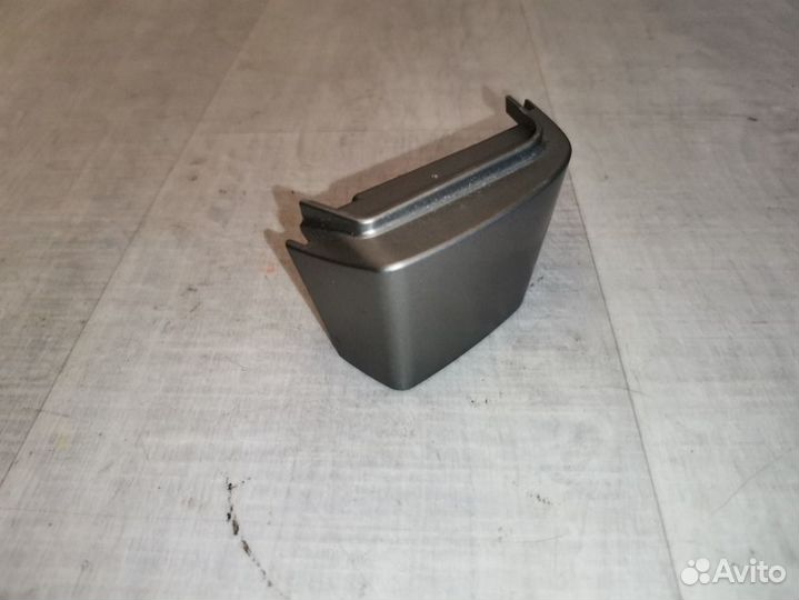 Накладка на руль правая Nissan Note E11 1.6 HR16DE