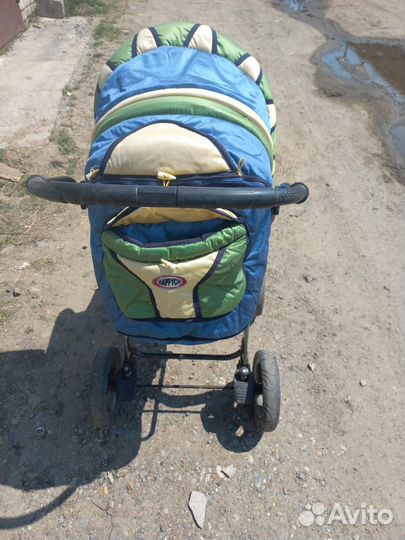 Продам прогулочную коляску