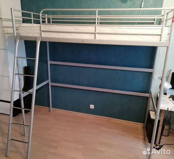 Кровать чердак IKEA свэрта