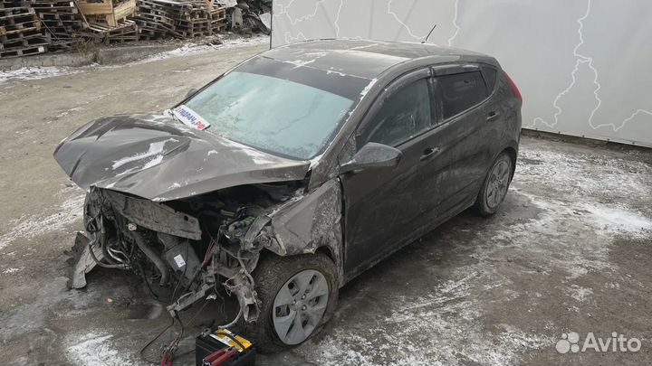 Кронштейн двигателя правый Hyundai Solaris (RB) 21825-3X000