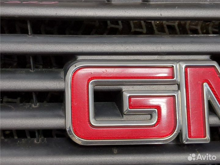 Решетка радиатора GMC Envoy, 2002