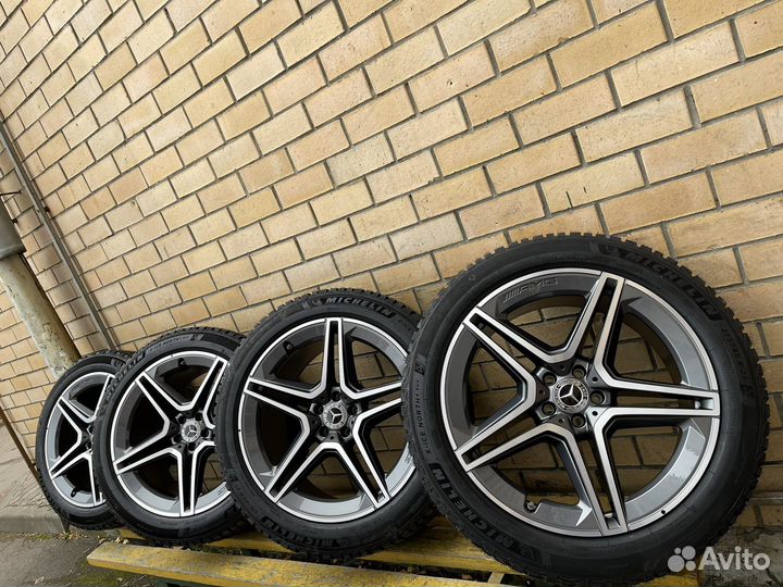 R21 Michelin X-Ice North 4 275/45, PCD 5x112 DIA 66