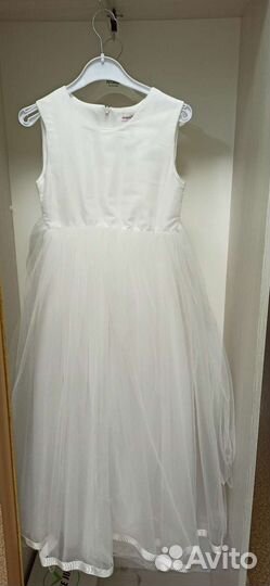 Платье для девочки праздничное