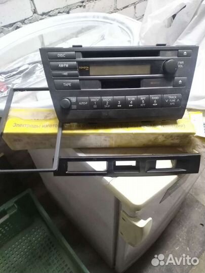 Продам магнитолу штатную Mark2 кузов 110