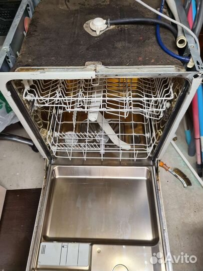 Посудомоечная машина AEG favorit 40630 на з/ч