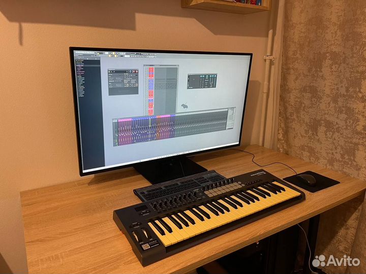 Novation Launchkey 49