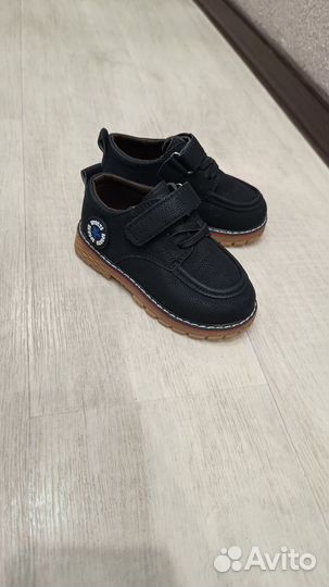 Обувь на мальчика 25 (15 см) / Ботинки на мальчика