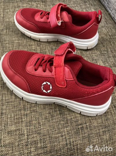 Кроссовки для девочки 33 размер