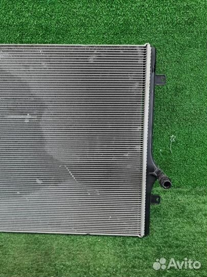 Б/У Б/У Радиатор охлаждения Mercedes S W223