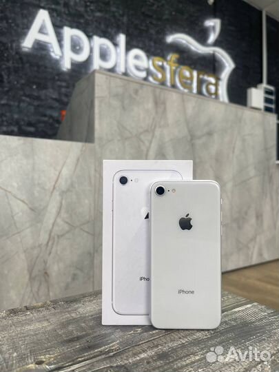 iPhone 8, 64 ГБ