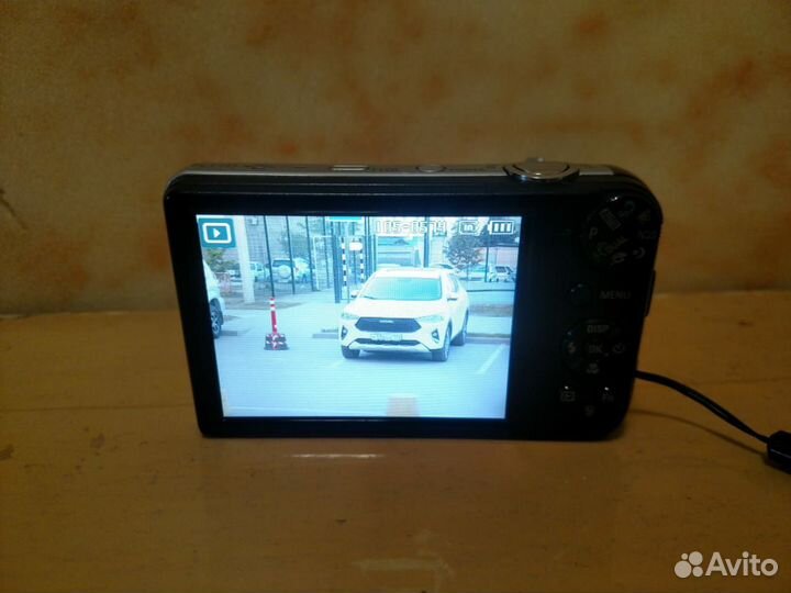 Фотоаппарат Samsung с 2-мя дисплеями