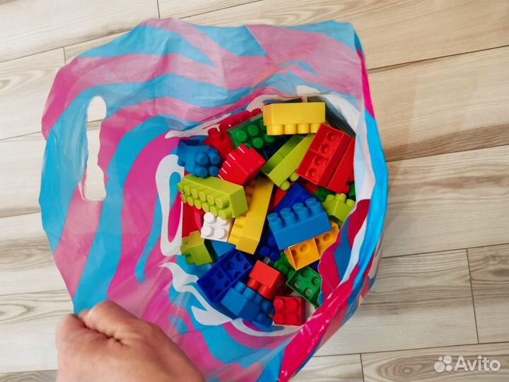 Конструктор крупный