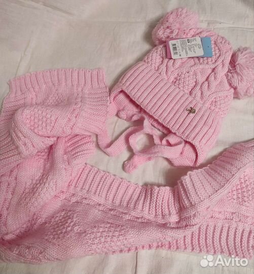 Шапки новые для девочки